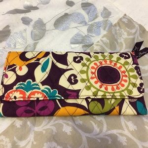 Vera Bradley trifold wallet